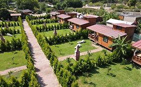 Ugur Pansiyon Bungalows